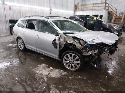VOLKSWAGEN JETTA SPORTWAGEN 2012
