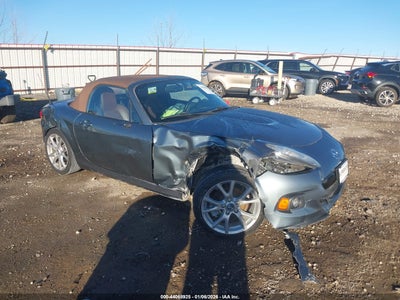 MAZDA MX-5 MIATA 2013