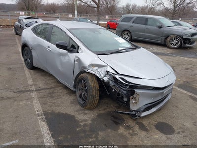 TOYOTA PRIUS 2024