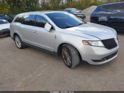 LINCOLN MKT 2015