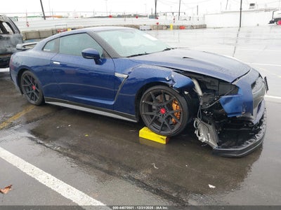 NISSAN GT-R 2013