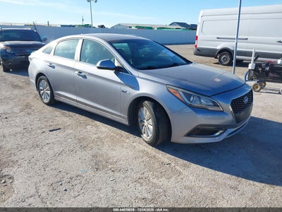 HYUNDAI SONATA HYBRID 2016
