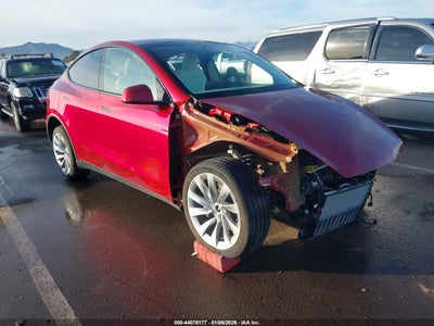TESLA MODEL Y 2026