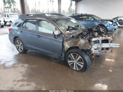 SUBARU OUTBACK 2018