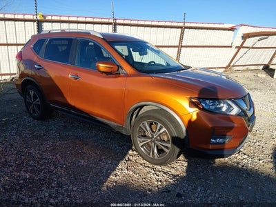 NISSAN ROGUE 2017