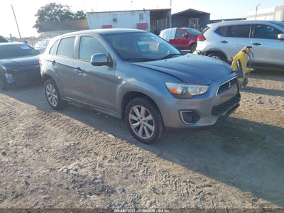 MITSUBISHI OUTLANDER SPORT 2015