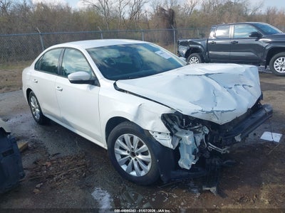 VOLKSWAGEN PASSAT 2013