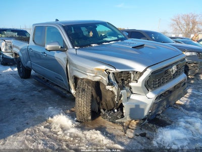 TOYOTA TACOMA 2025