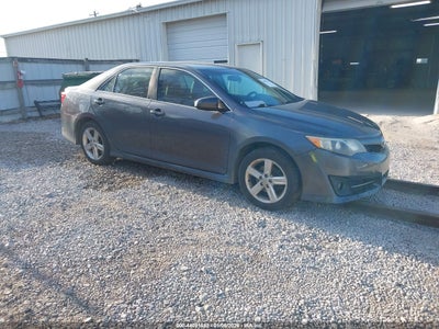 TOYOTA CAMRY 2012