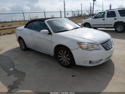 CHRYSLER 200 2014
