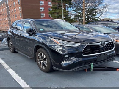 TOYOTA HIGHLANDER 2021