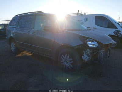 TOYOTA SIENNA 2005