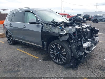 BMW X7 2025