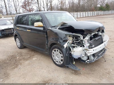 SCION XB 2012