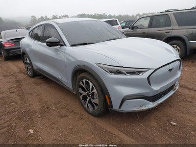 FORD MUSTANG MACH-E 2025