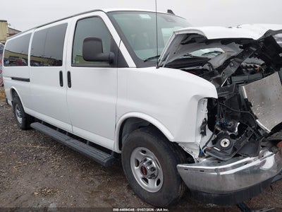 GMC SAVANA PASSENGER 2025