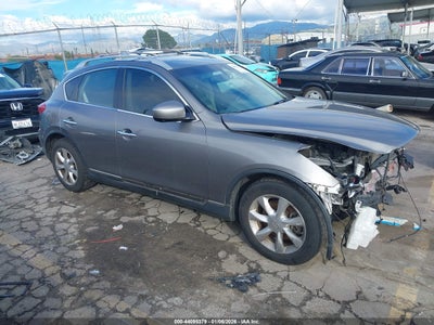 INFINITI EX35 2010