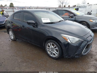 TOYOTA YARIS IA 2018