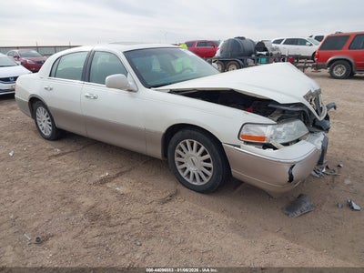 LINCOLN TOWN CAR 2003