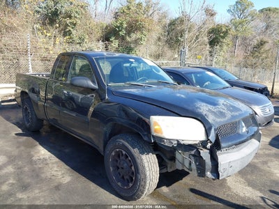 MITSUBISHI RAIDER 2008
