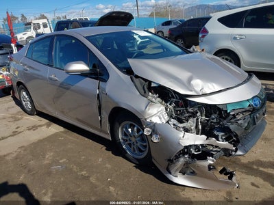 TOYOTA PRIUS PRIME 2017