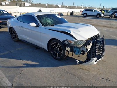 FORD MUSTANG 2015