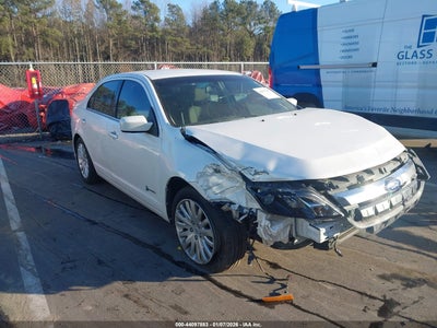 FORD FUSION HYBRID 2011