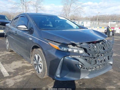 TOYOTA PRIUS PRIME 2017