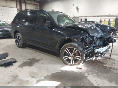 BMW X7 2021