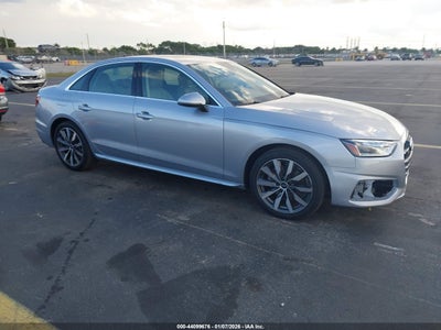 AUDI A4 2024