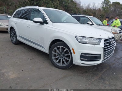 AUDI Q7 2017