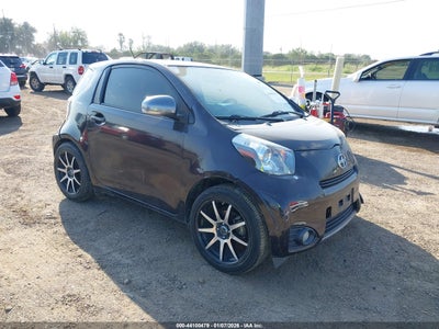 SCION IQ 2014