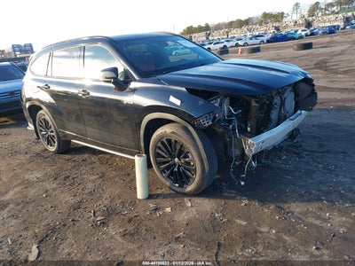 TOYOTA HIGHLANDER 2025