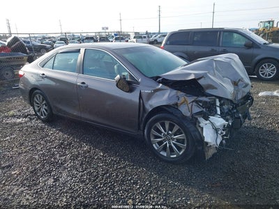 TOYOTA CAMRY HYBRID 2016