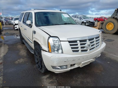 CADILLAC ESCALADE ESV 2008