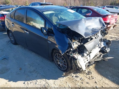 TOYOTA PRIUS PLUG-IN 2014