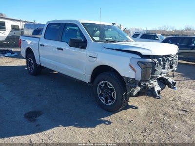 FORD F-150 LIGHTNING 2023