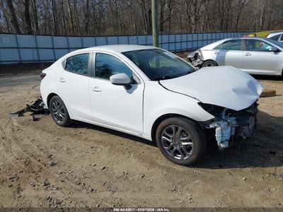 TOYOTA YARIS 2019