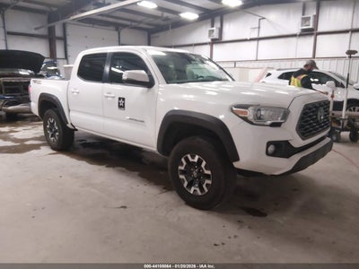 TOYOTA TACOMA 2021