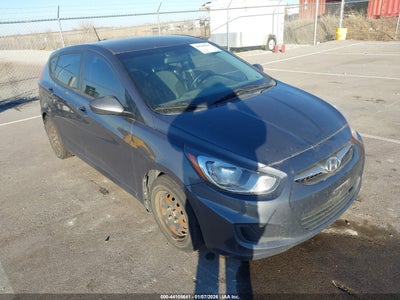 HYUNDAI ACCENT 2012
