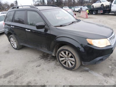 SUBARU FORESTER 2011