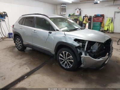 TOYOTA COROLLA CROSS 2024