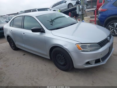 VOLKSWAGEN JETTA 2014