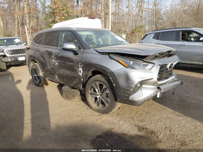 TOYOTA HIGHLANDER 2025