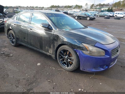 NISSAN MAXIMA 2010