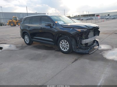 TOYOTA GRAND HIGHLANDER 2024