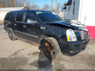 CADILLAC ESCALADE ESV 2012