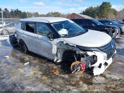 MITSUBISHI OUTLANDER 2022