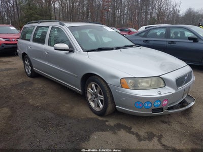 VOLVO V70 2005