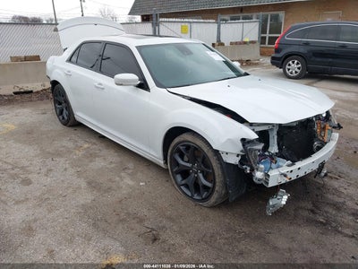 CHRYSLER 300 2023